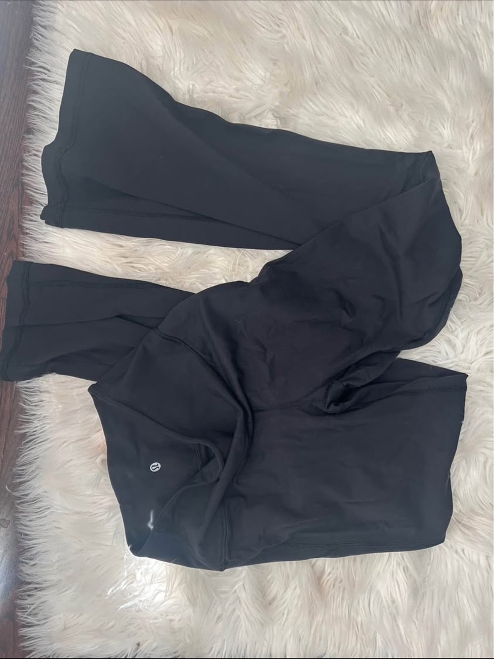 Lululemon leggings. Regular length SIZE 6 worn once . Flare groove nulu high ris